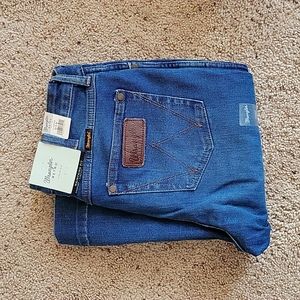 Women's wrangler jeans